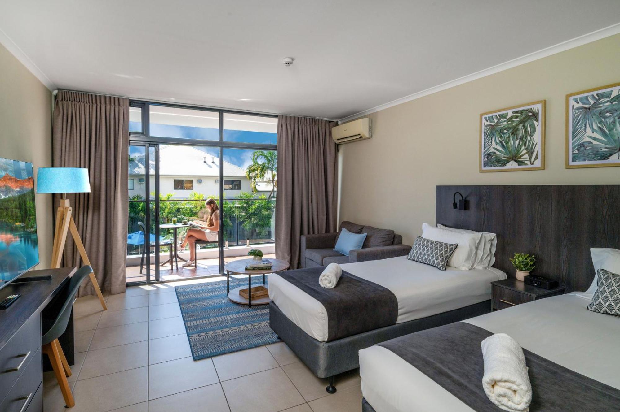 Sunshine Tower Hotel Cairns Bagian luar foto