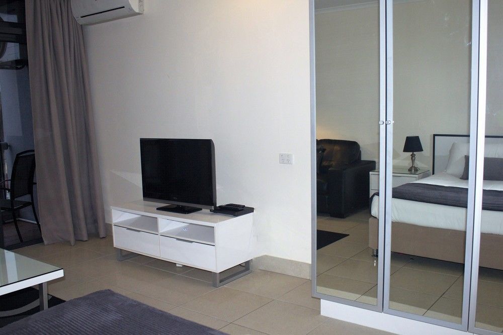 Sunshine Tower Hotel Cairns Bagian luar foto